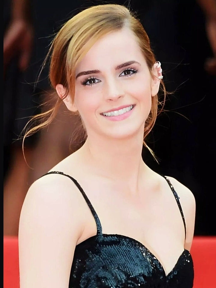 Emma Watson 8.5 x 11 Candid Color Photograph Art Print Photo Collectibles:Photographic Images:Photographs Style Your Walls