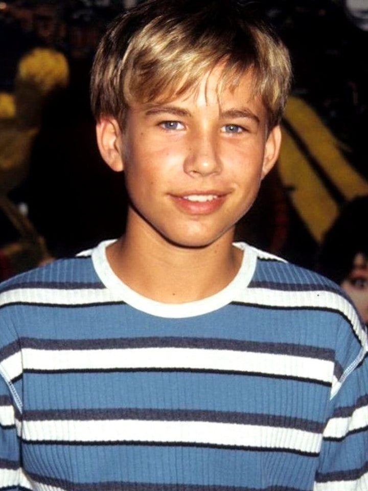 Jonathan Taylor Thomas 8.5 x 11 Candid Color Photograph Art Print Photo Picture Collectibles:Photographic Images:Photographs Style Your Walls