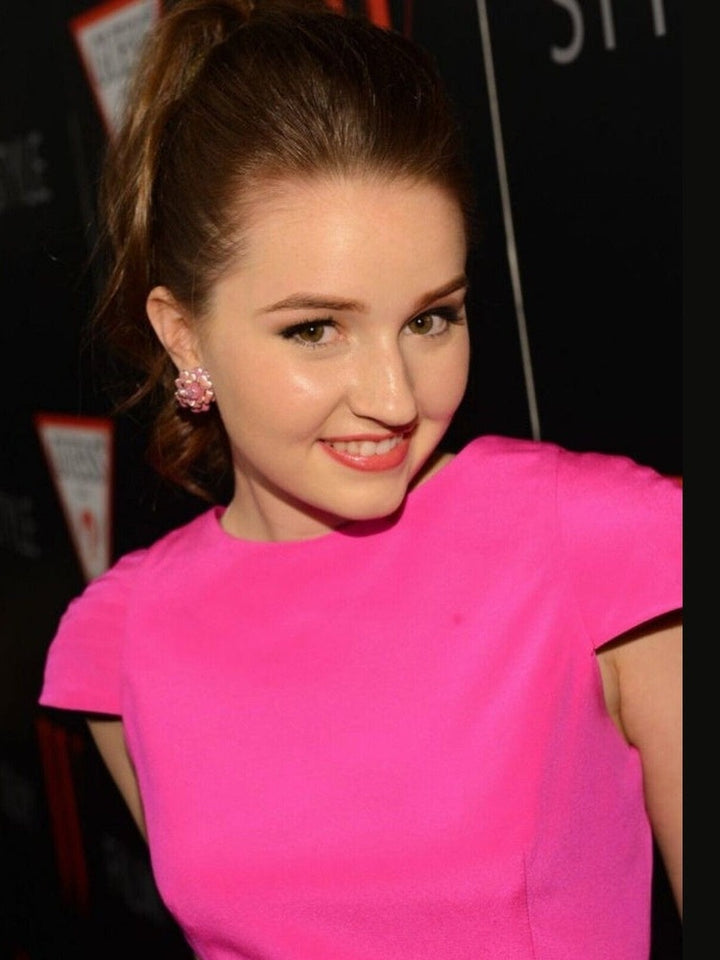 Kaitlyn Dever 8.5 x 11 Candid Color Photograph Art Print Photo Picture Collectibles:Photographic Images:Photographs Style Your Walls