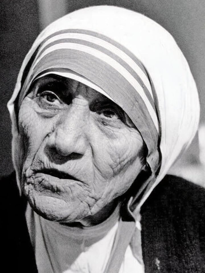 Mother Teresa 8.5 x 11 Black & White Photograph Art Print Photo Picture Collectibles:Photographic Images:Photographs Style Your Walls