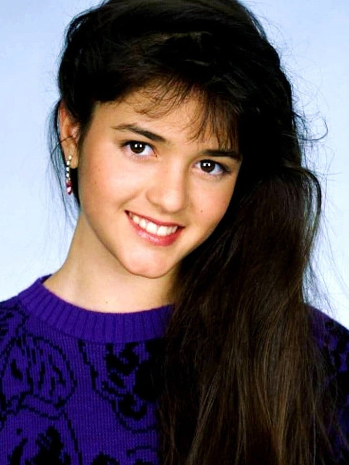 Danica McKellar "The Wonder Years" 8.5 x 11 Candid Color Photograph Art Print Collectibles:Photographic Images:Photographs Style Your Walls