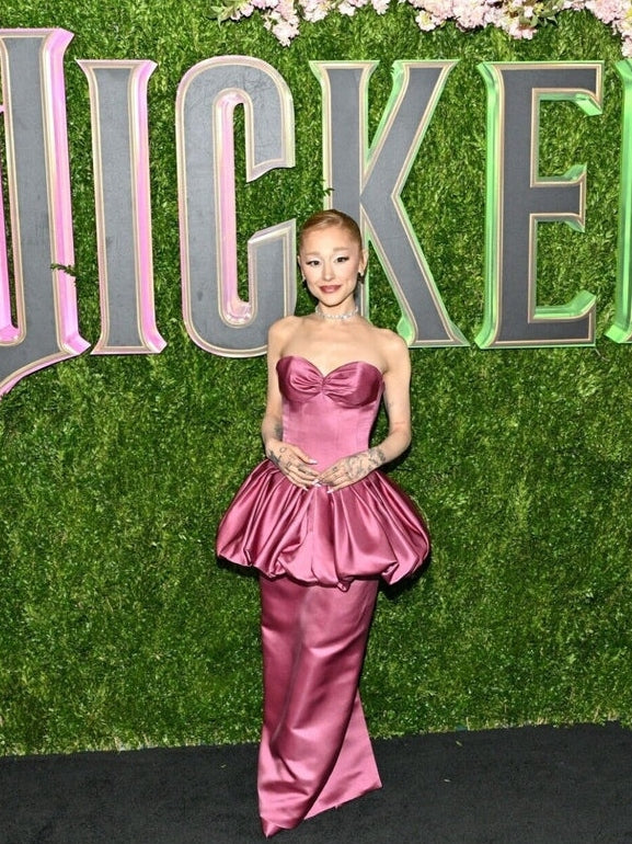 Ariana Grande Wicked 8.5 x 11 Photograph Art Print Photo Collectibles:Photographic Images:Photographs Style Your Walls