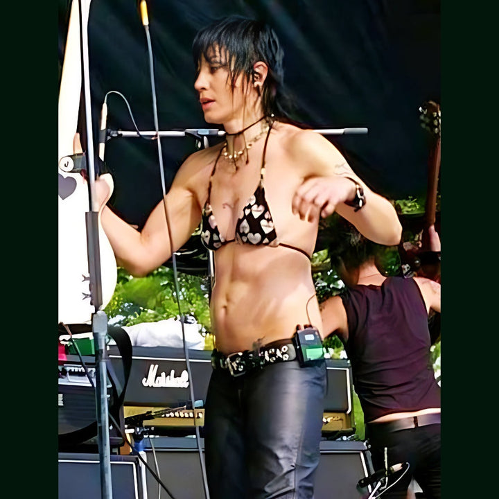 Joan Jett 8.5 x 11 Candid Color Photograph Art Print Photo Picture Collectibles:Photographic Images:Photographs Style Your Walls