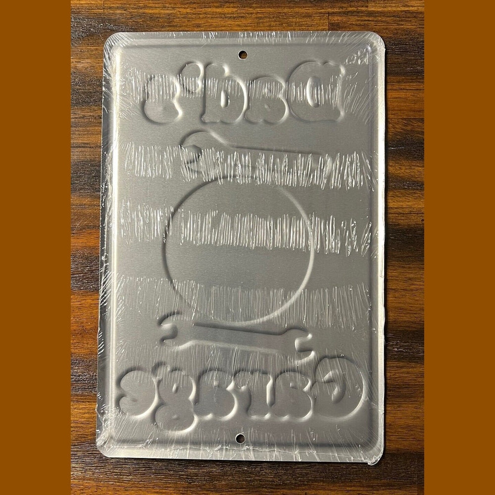 Dad's Garage 8" x 12" Embossed Metal Novelty Parking Sign Home & Garden:Home Décor:Plaques & Signs Style Your Walls