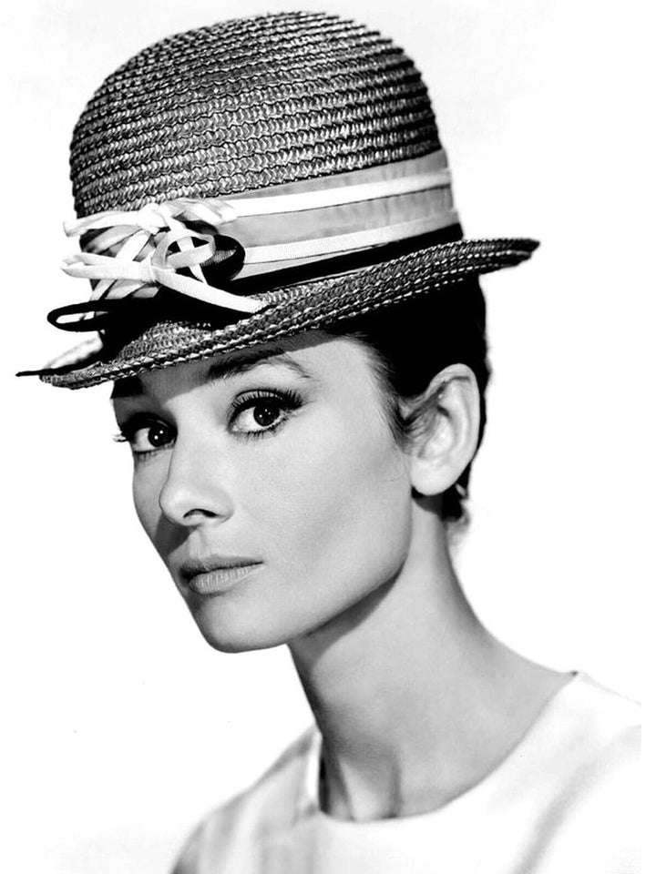 Audrey Hepburn 8.5 x 11 Black & White Photograph Art Print Photo Picture Collectibles:Photographic Images:Photographs Style Your Walls